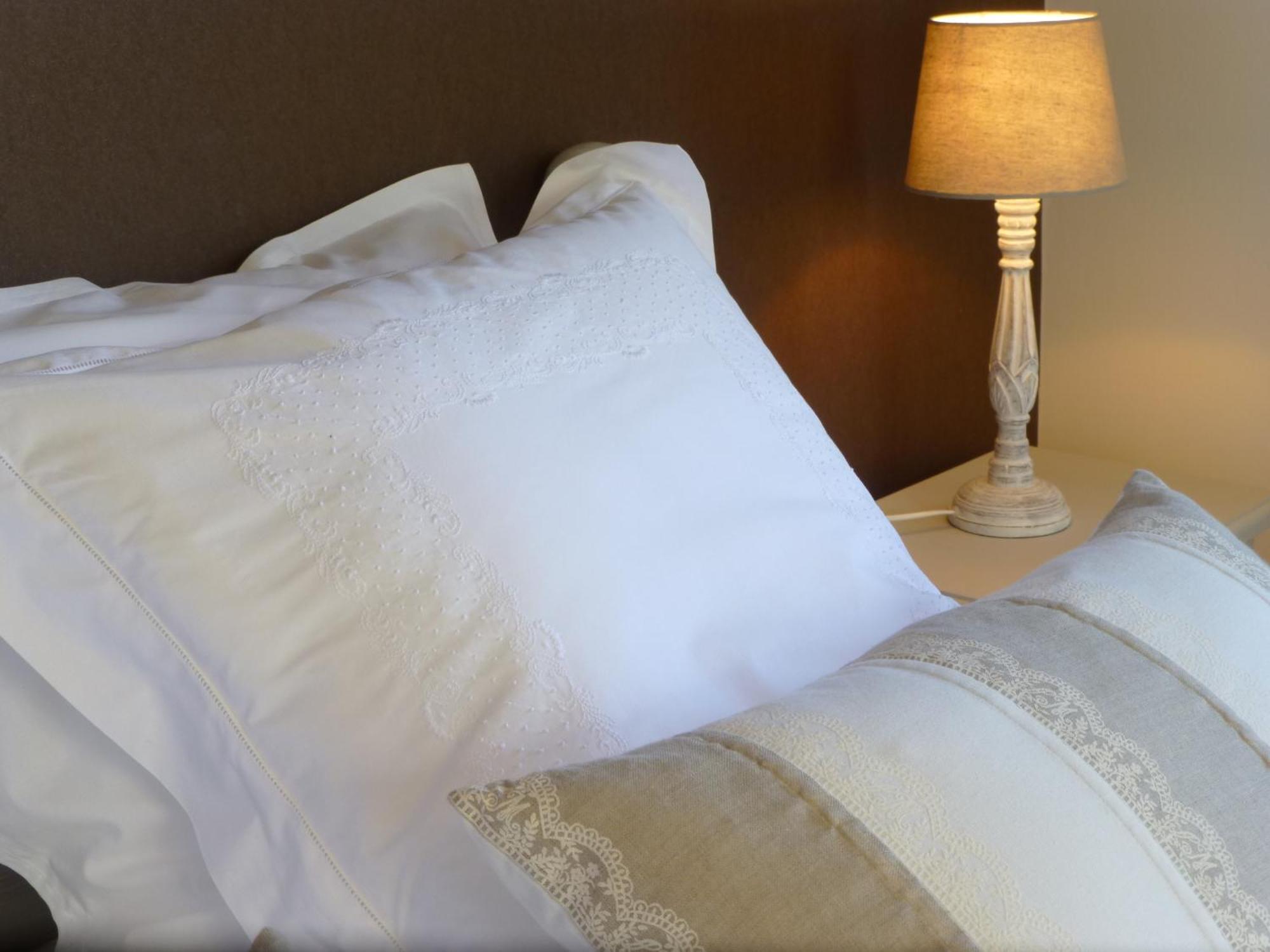 אגנו Chambres D'Hotes La Parenthez' חדר תמונה